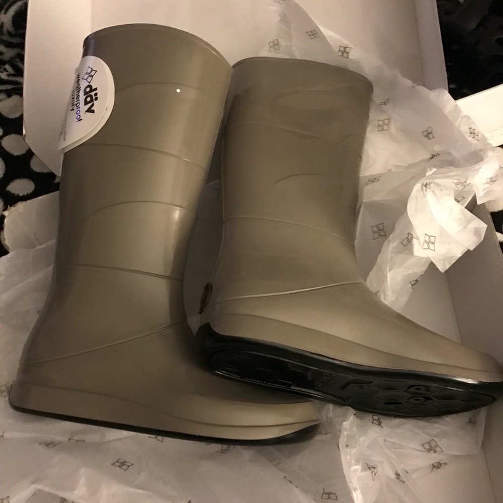 Weatherproof luxury Rain-boots!
